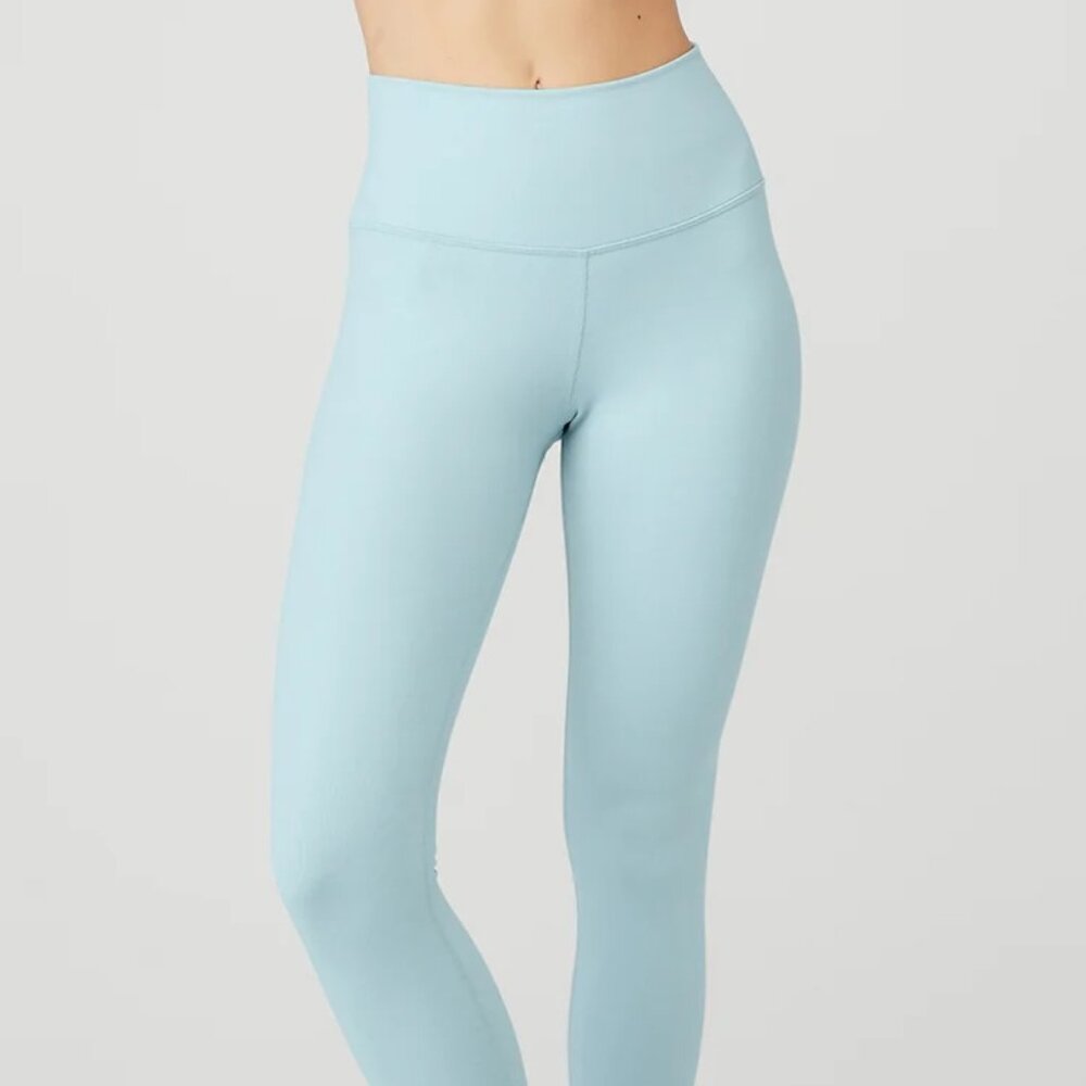 NWT Alo Yoga Winter Warm High-Waist Airbrush Legging in Chalk Blue